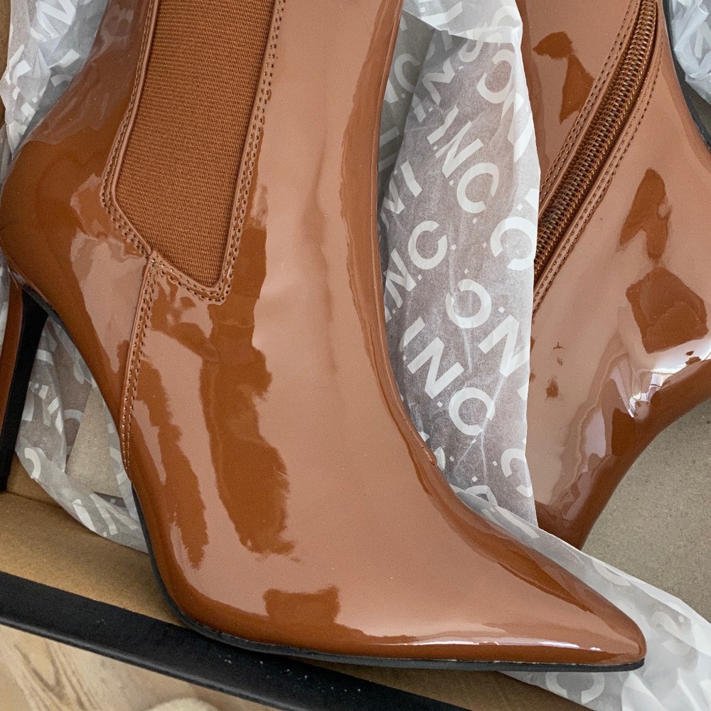 Cognac boots